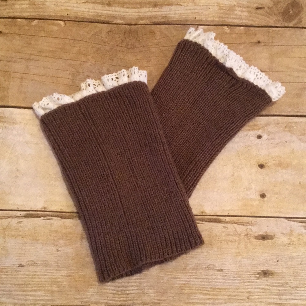 Brown boot cuffs with lace edging - Picture 1 of 2